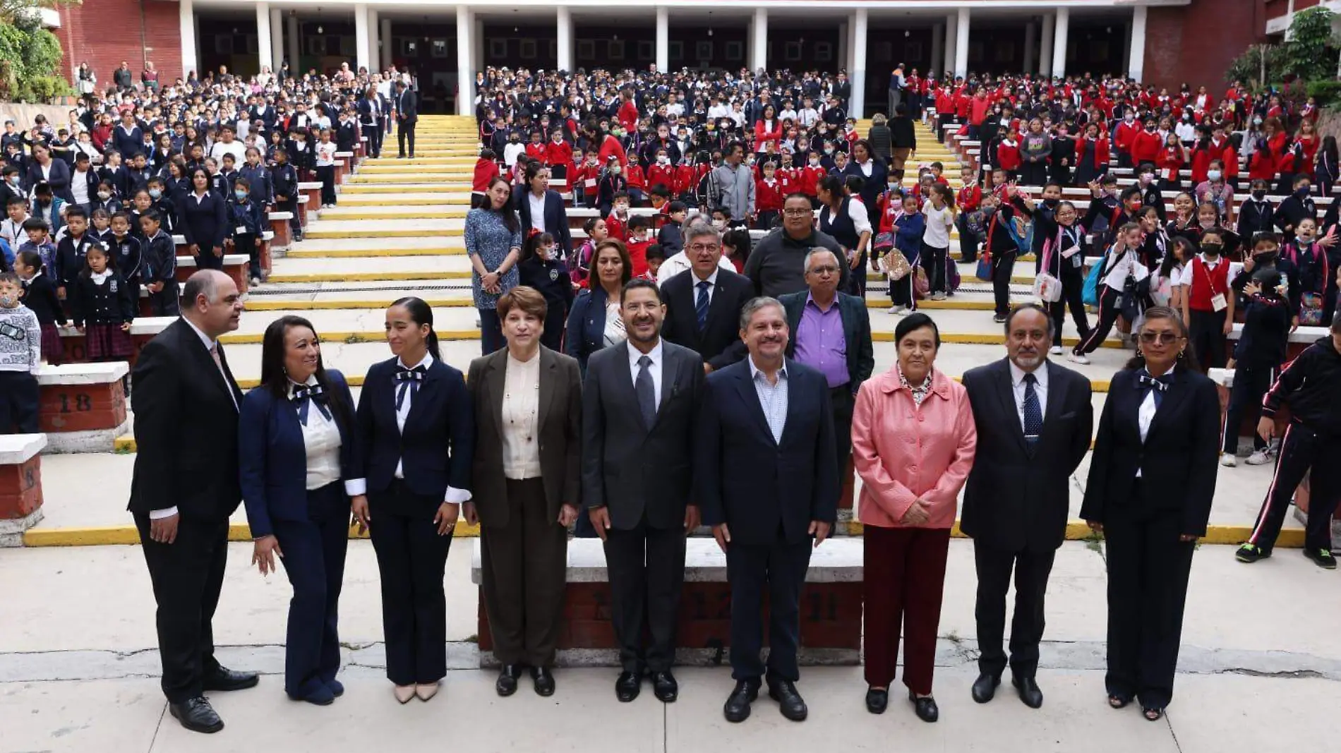 El GCDMX seguirá apoyando la educación de menores 